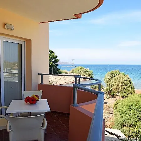 Iolkos Hotel 2*